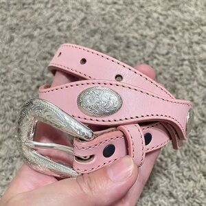Silver Creek Classic Pink Genuine Leather Girl’s Belt Size‎ 26